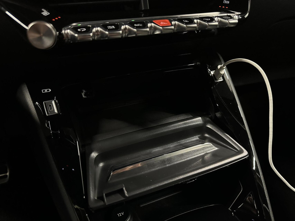 Peugeot e-208 (GHD72J) met abonnement