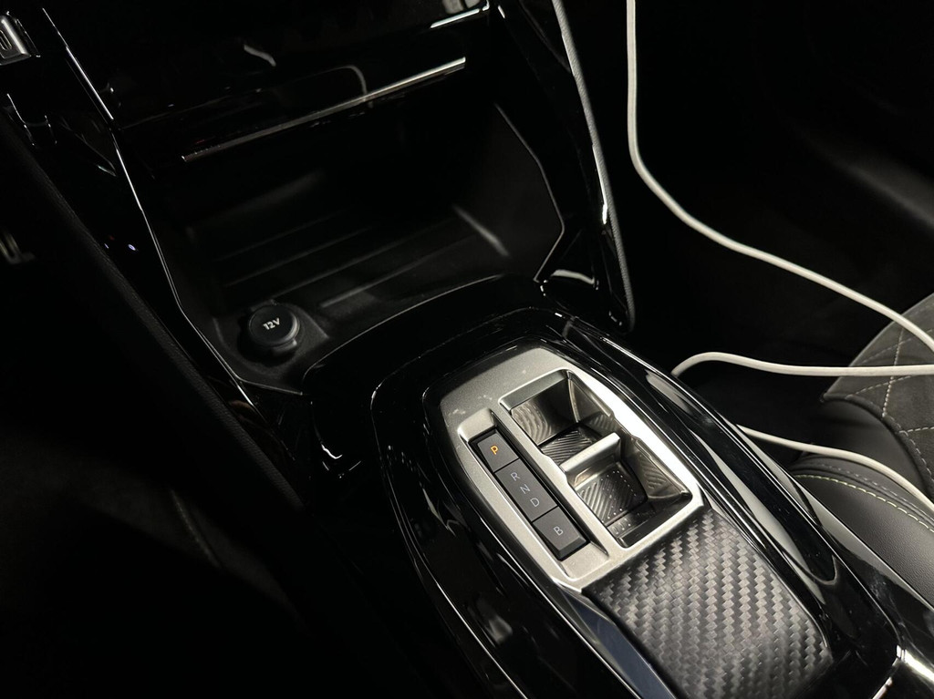 Peugeot e-208 (GHD72J) met abonnement