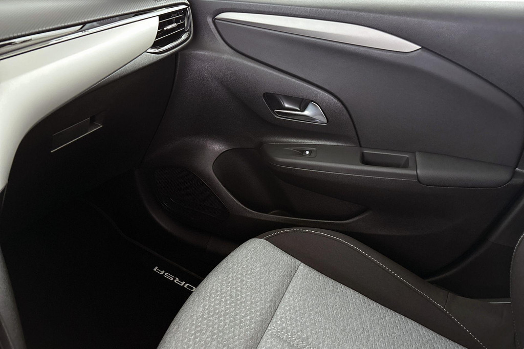 Opel Corsa (JVP19D) met abonnement