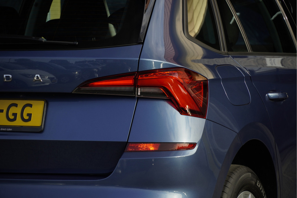 ŠKODA Kamiq (L153GG) met abonnement
