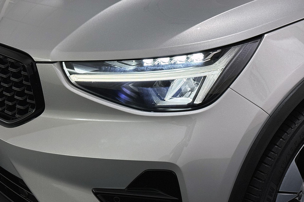 Volvo XC40 (KJS41Z) met abonnement