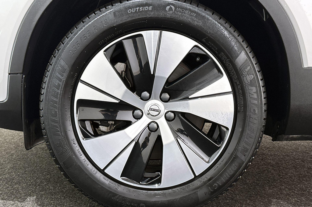 Volvo XC40 (KJS41Z) met abonnement