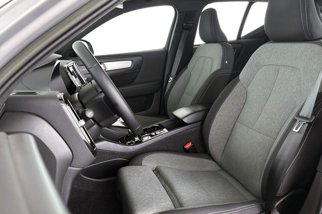 Volvo XC40 (KJS41Z) met abonnement