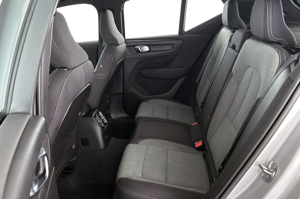 Volvo XC40 (KJS41Z) met abonnement