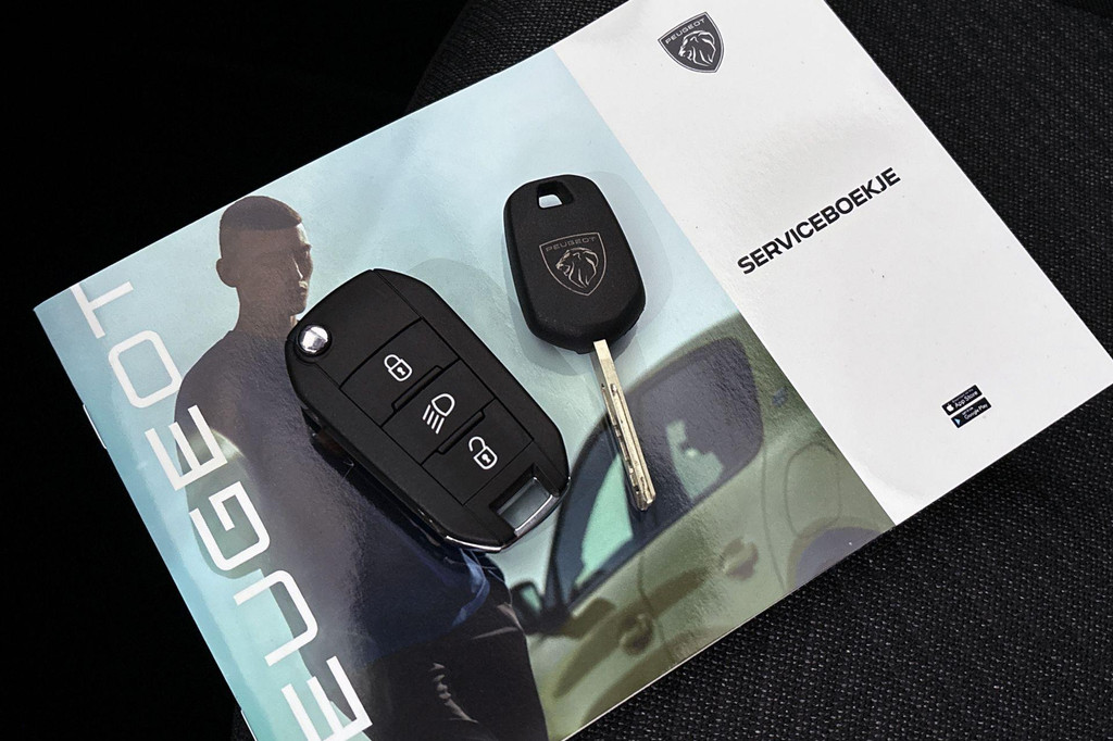 Peugeot 208 (JDL57P) met abonnement
