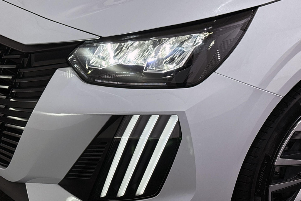 Peugeot 208 (JDL57P) met abonnement
