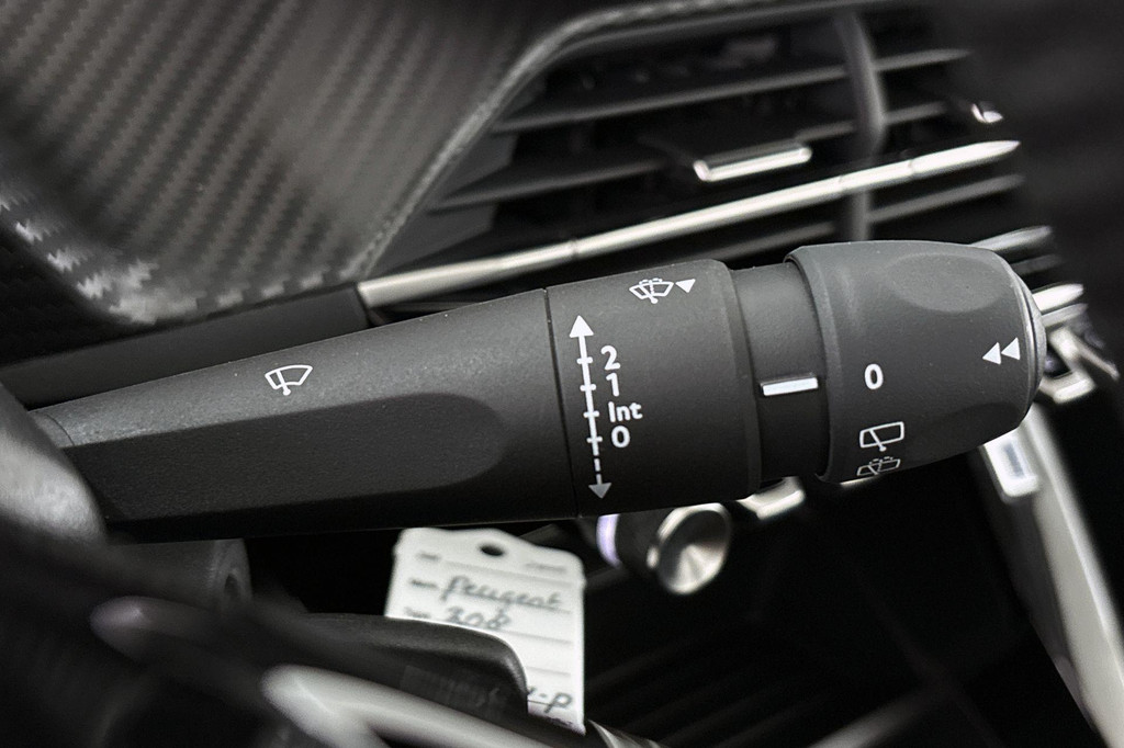 Peugeot 208 (JDL57P) met abonnement