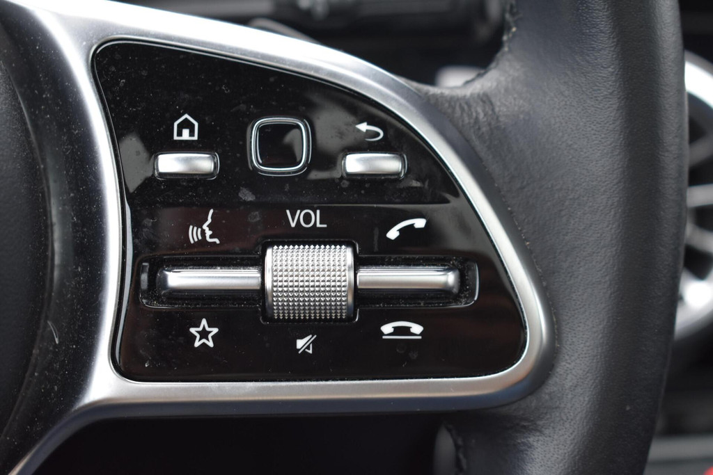 Mercedes-Benz EQA (T146BF) met abonnement