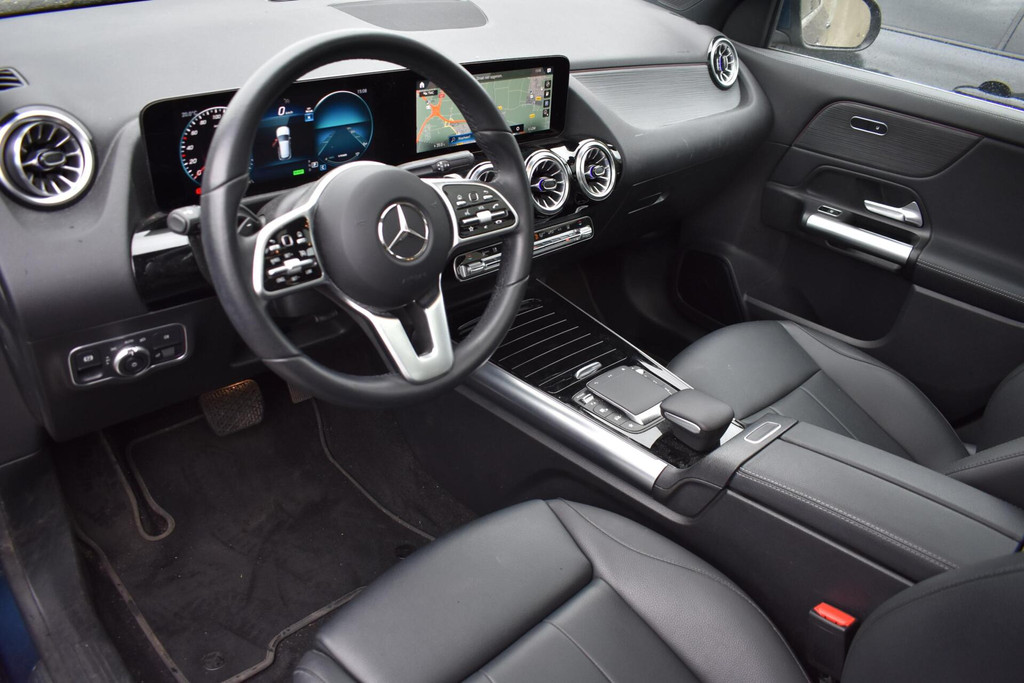 Mercedes-Benz EQA (T146BF) met abonnement