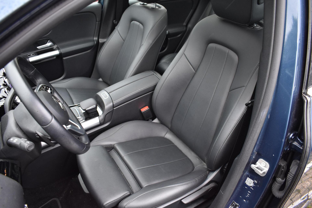 Mercedes-Benz EQA (T146BF) met abonnement