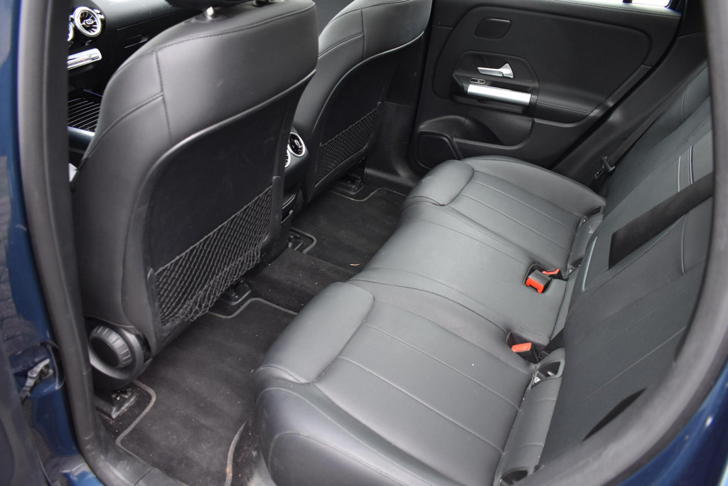 Mercedes-Benz EQA (T146BF) met abonnement