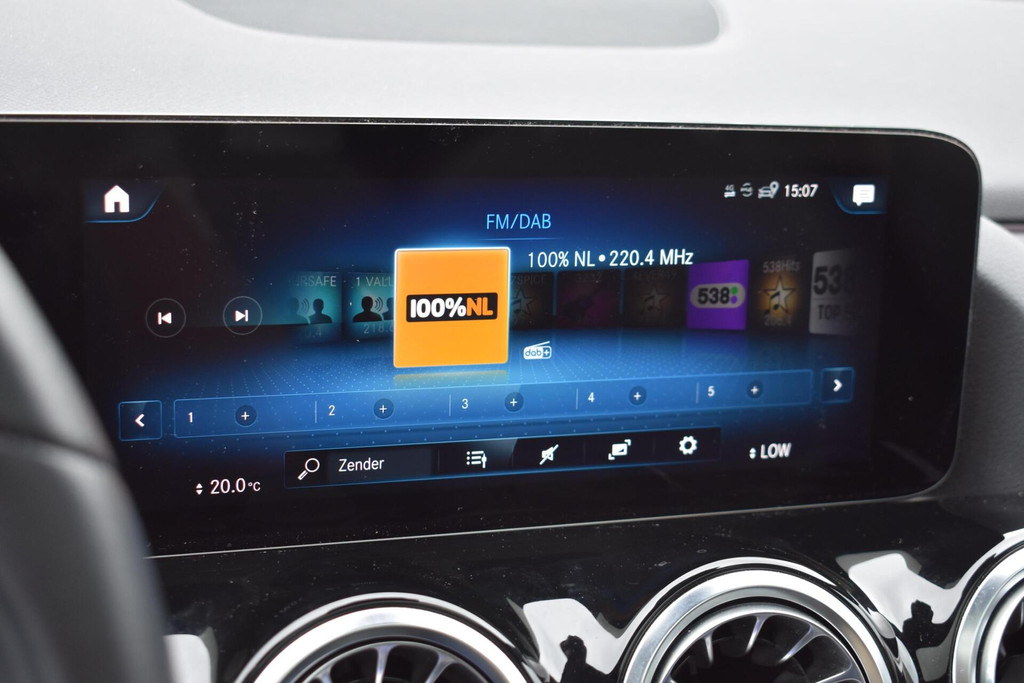 Mercedes-Benz EQA (T146BF) met abonnement