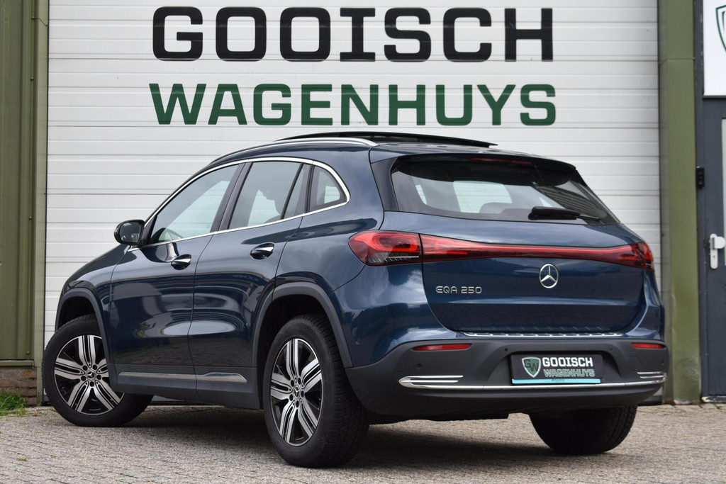 Mercedes-Benz EQA (T146BF) met abonnement
