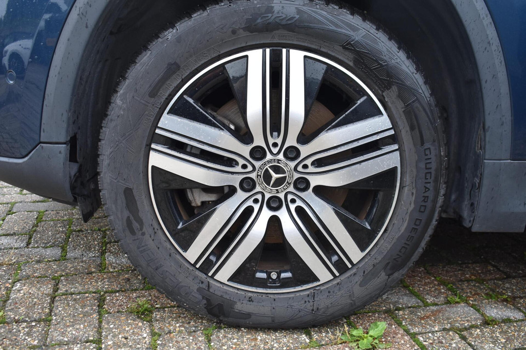 Mercedes-Benz EQA (T146BF) met abonnement