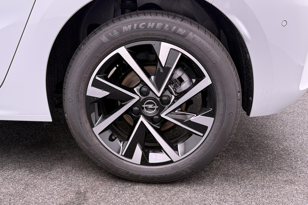 Opel Corsa (KRG83S) met abonnement
