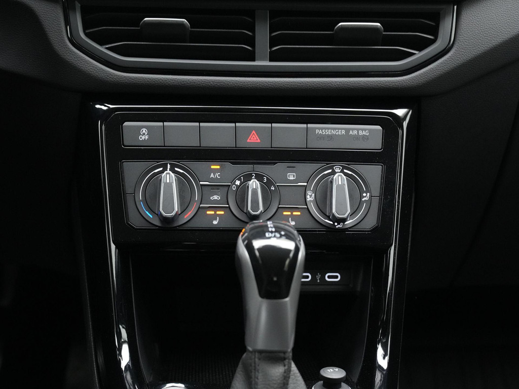 Volkswagen T-Cross (KNP65D) met abonnement