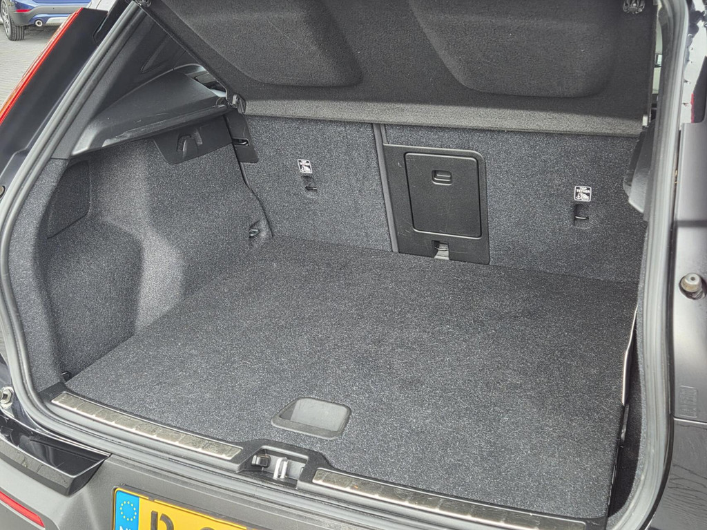 Volvo XC40 (R969ND) met abonnement