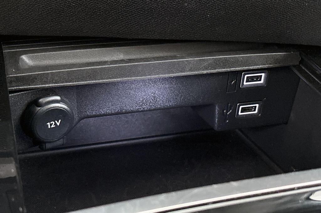 Opel Astra (T574JK) met abonnement