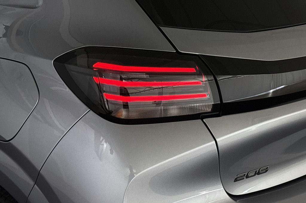 Peugeot 208 (HRV78P) met abonnement