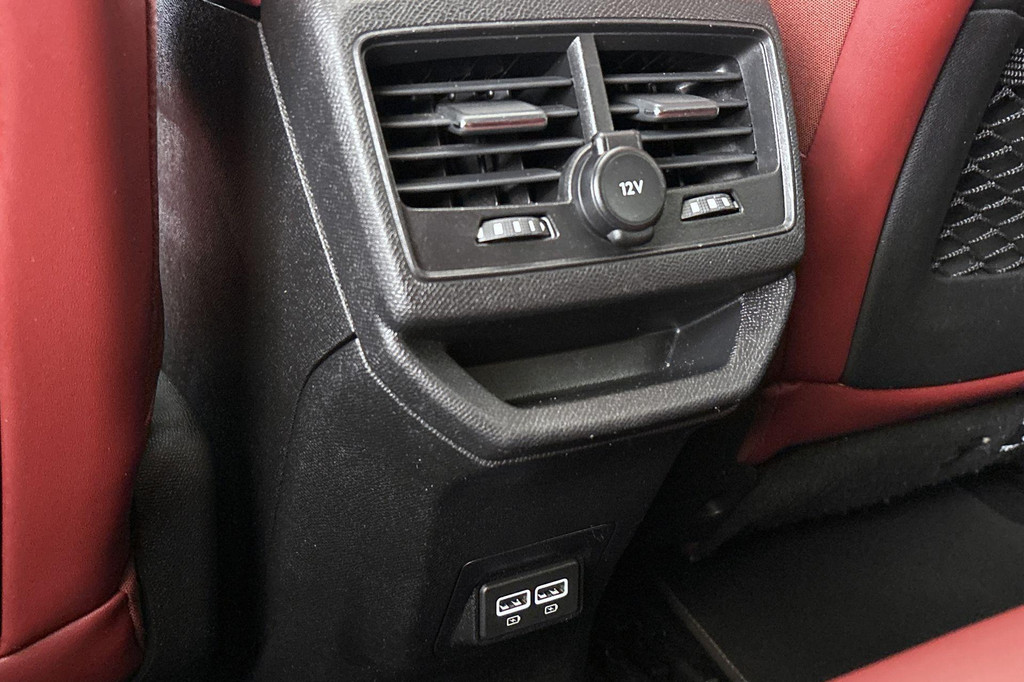 Peugeot 3008 (L612JH) met abonnement