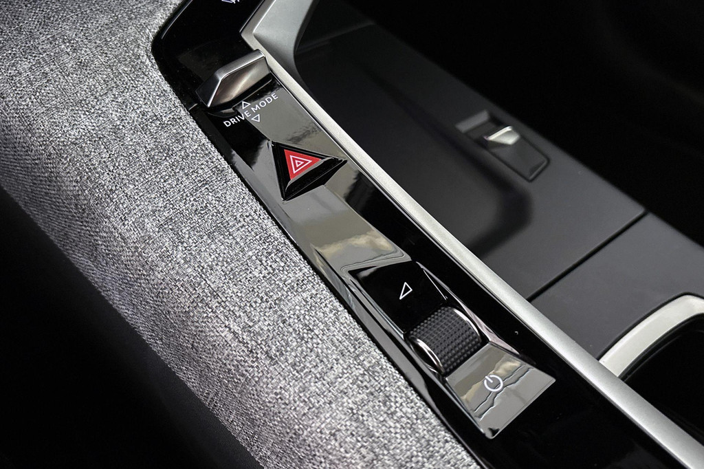 Peugeot 3008 (GHG65V) met abonnement