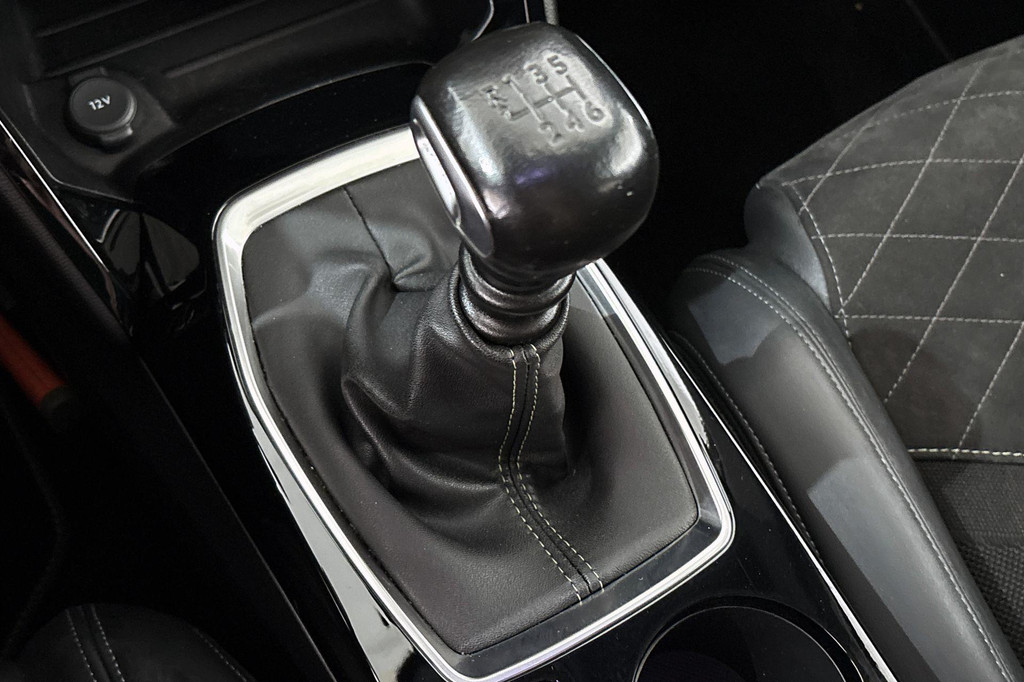 Peugeot 2008 (L562VG) met abonnement