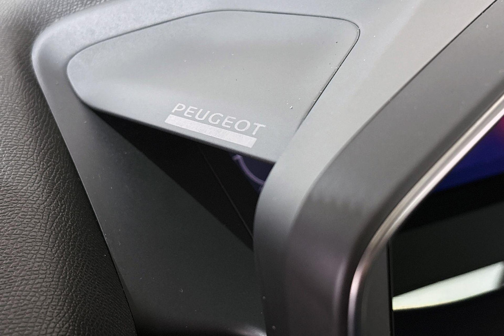 Peugeot 2008 (L562VG) met abonnement