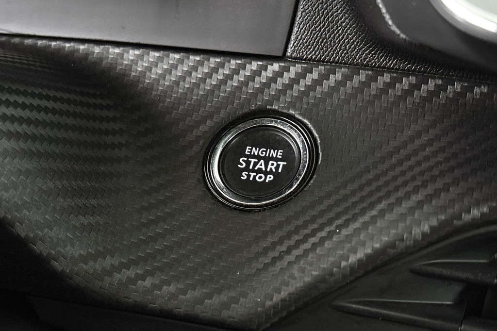 Peugeot 2008 (L562VG) met abonnement