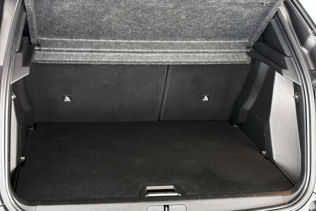 Peugeot 2008 (L562VG) met abonnement