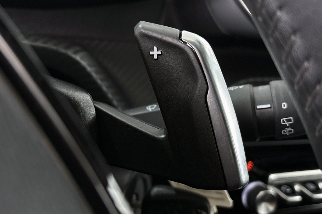 Peugeot 208 (GLP60J) met abonnement