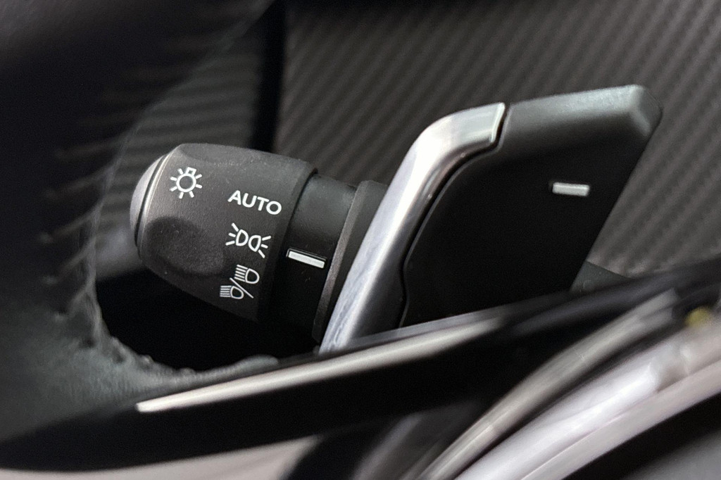 Peugeot 208 (GLP60J) met abonnement