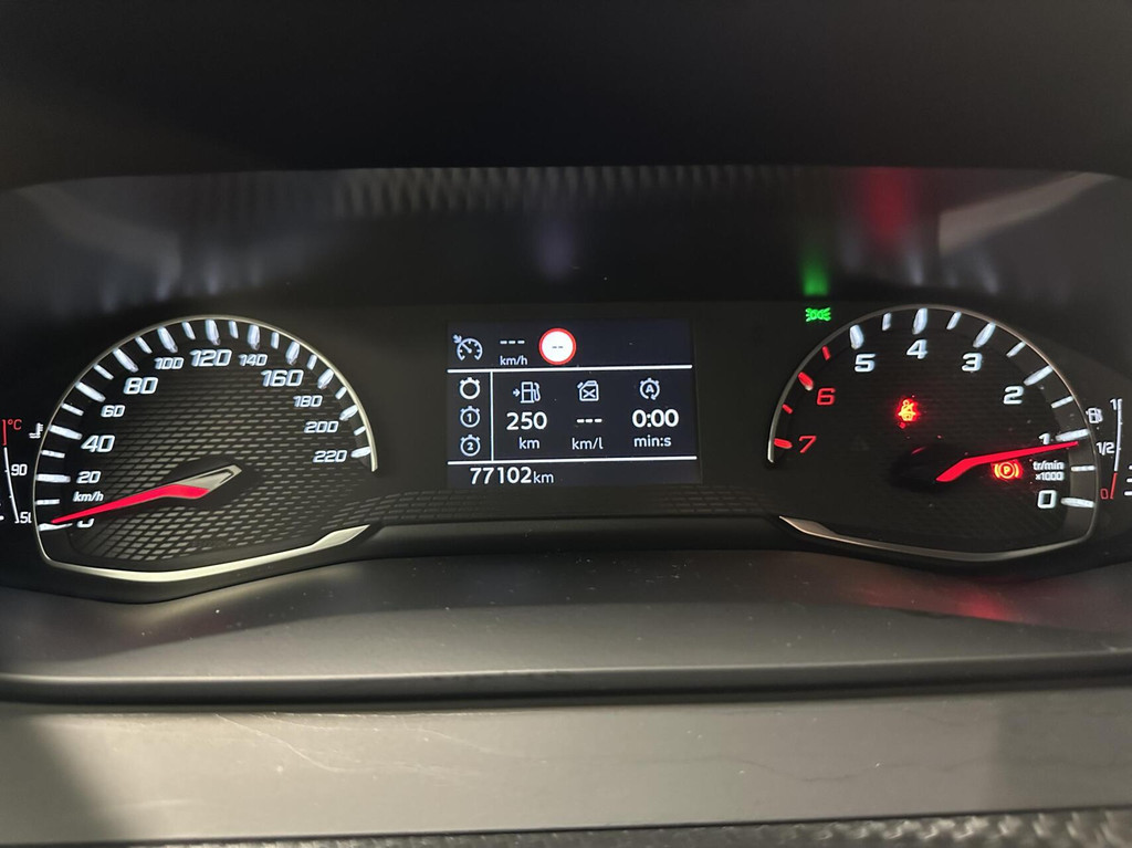 Peugeot 208 (P080FL) met abonnement