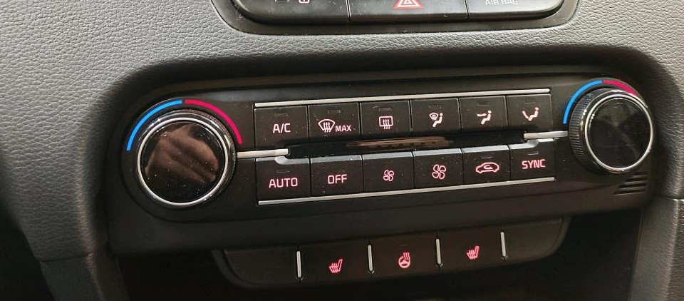 Kia Ceed Sportswagon (X409PV) met abonnement