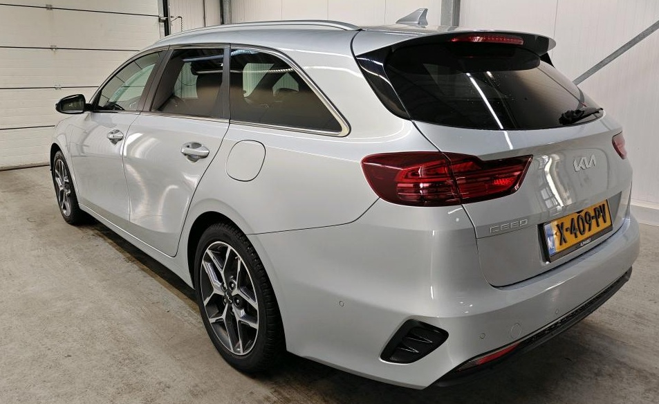 Kia Ceed Sportswagon (X409PV) met abonnement