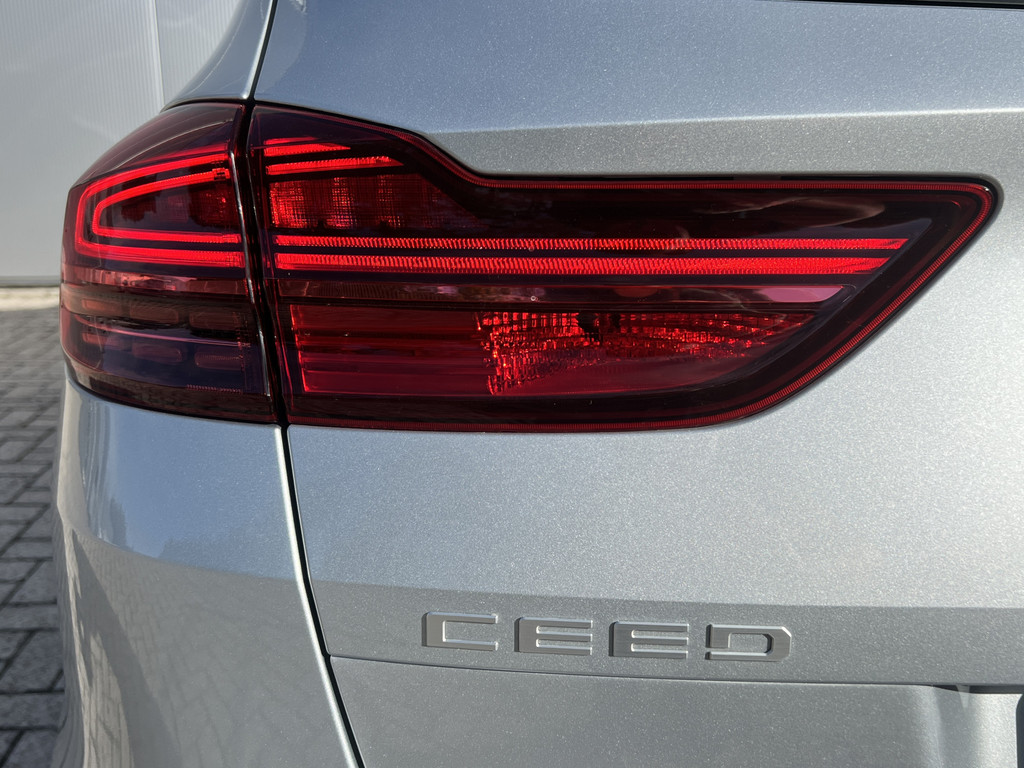 Kia Ceed Sportswagon (X409PV) met abonnement