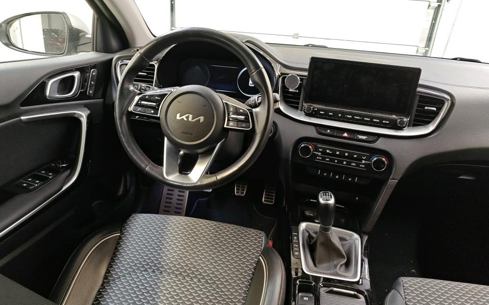 Kia Ceed Sportswagon (X409PV) met abonnement