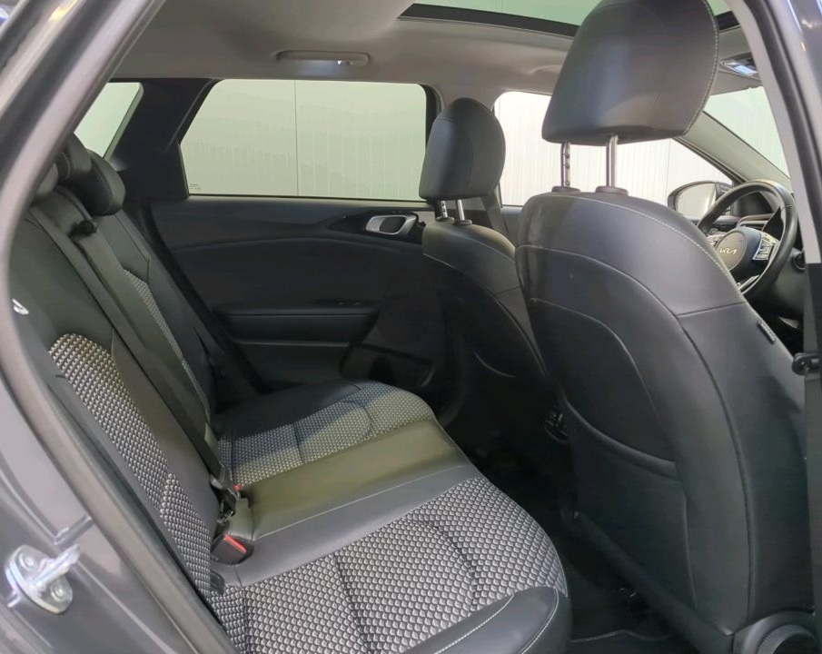 Kia Ceed Sportswagon (X422PV) met abonnement