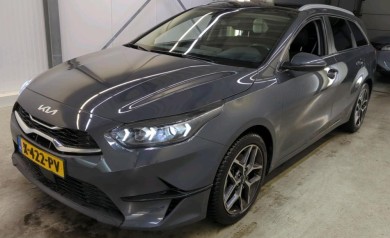 Kia Ceed Sportswagon (X422PV) met auto abonnement