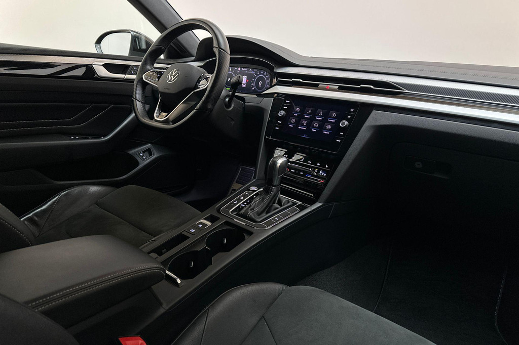 Volkswagen Arteon Shooting Brake (JZH91D) met abonnement