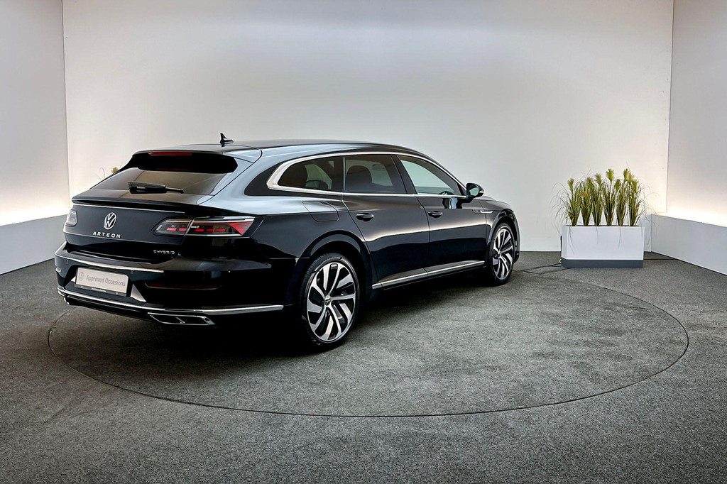 Volkswagen Arteon Shooting Brake (JZH91D) met abonnement