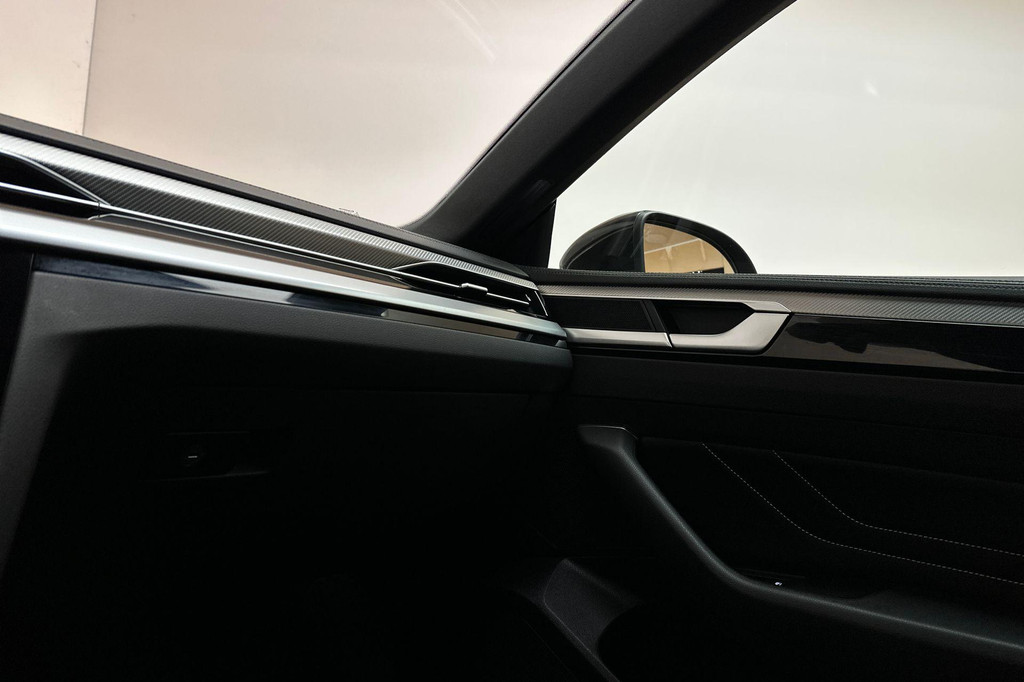 Volkswagen Arteon Shooting Brake (JZH91D) met abonnement
