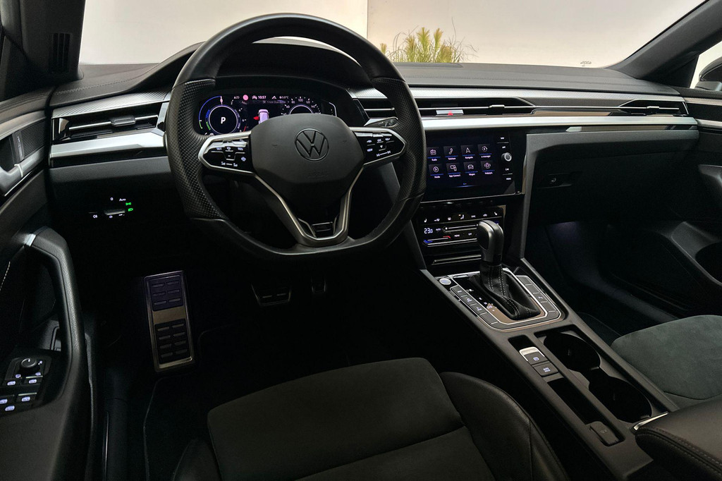 Volkswagen Arteon Shooting Brake (JZH91D) met abonnement