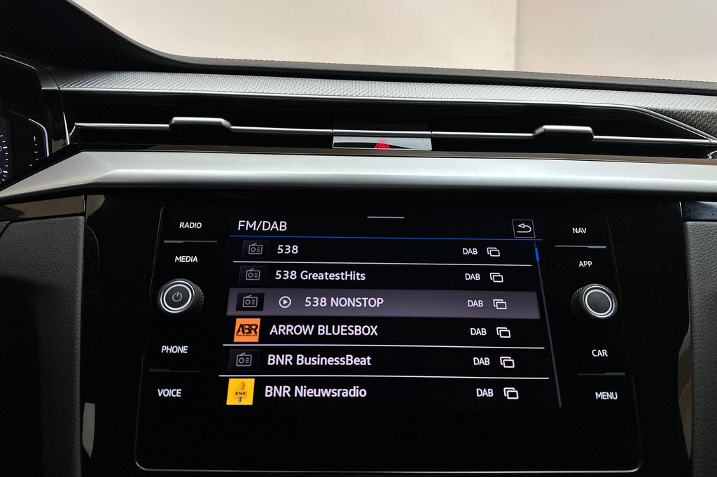 Volkswagen Arteon Shooting Brake (JZH91D) met abonnement