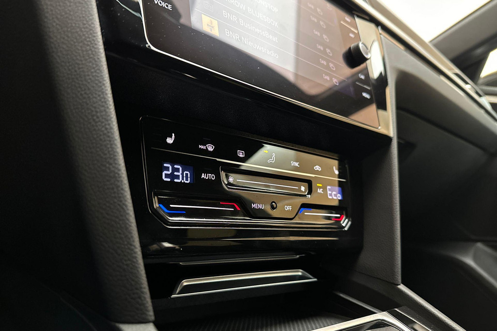 Volkswagen Arteon Shooting Brake (JZH91D) met abonnement