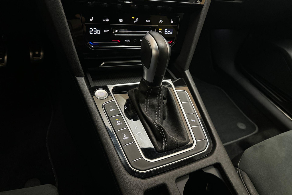 Volkswagen Arteon Shooting Brake (JZH91D) met abonnement