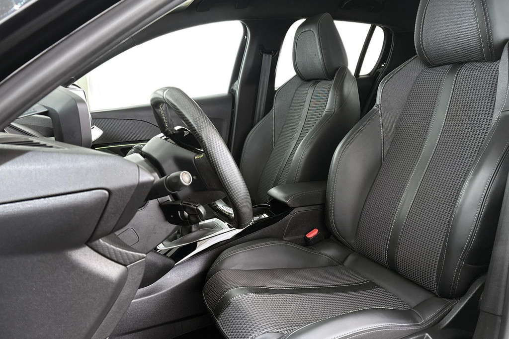 Peugeot 208 (P990NR) met abonnement