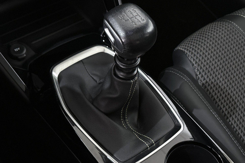 Peugeot 208 (P990NR) met abonnement