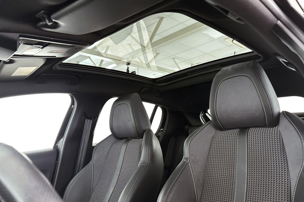 Peugeot 208 (P990NR) met abonnement