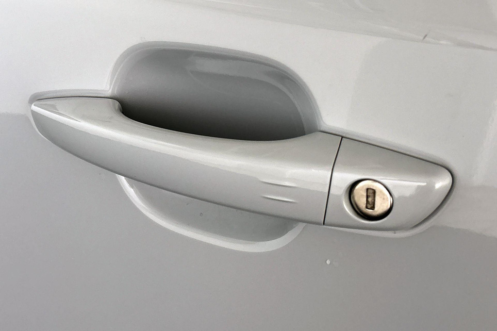 Peugeot 2008 (JVZ02R) met abonnement