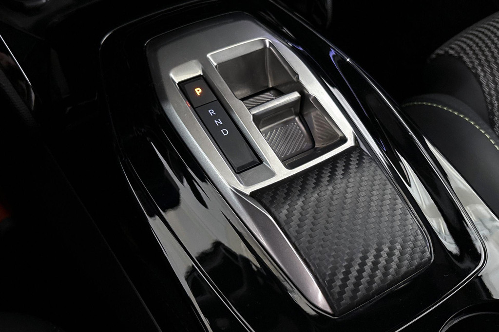 Peugeot 2008 (JVZ02R) met abonnement